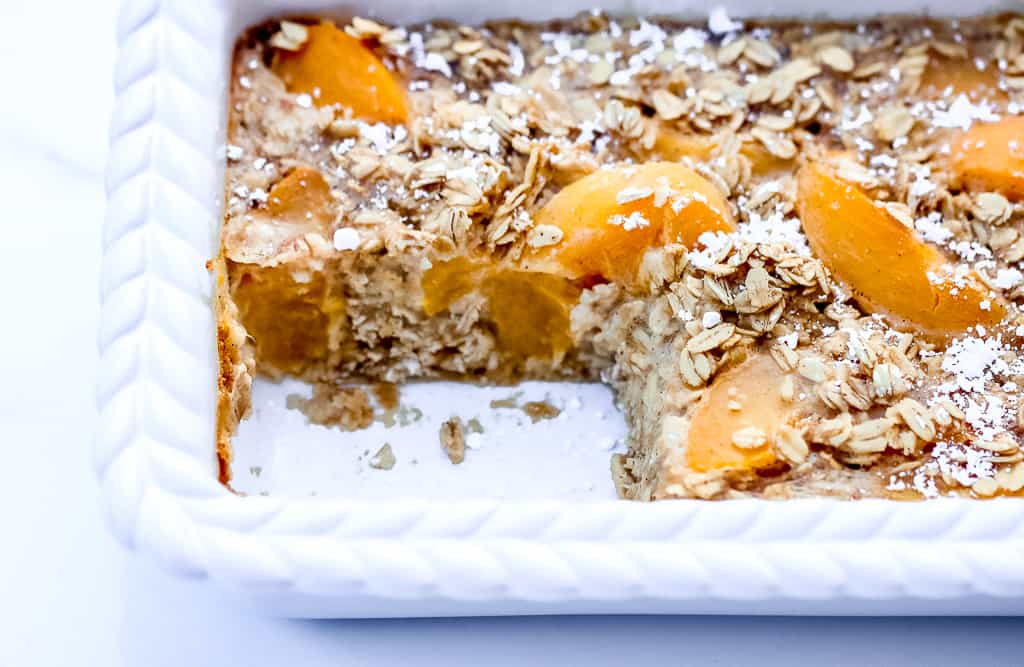 Oatmeal Peach Cobbler Bake