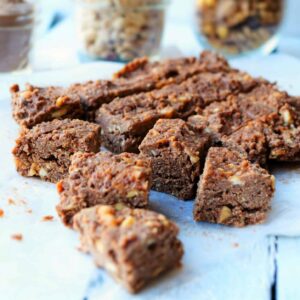 Raw Chocolate Peanut Butter Protein Bars Shaws Simple Swaps