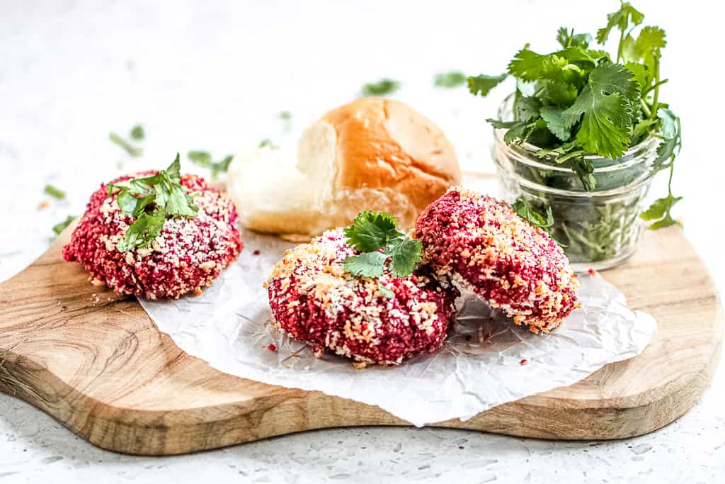 Picture of beetroot quinoa burgers.