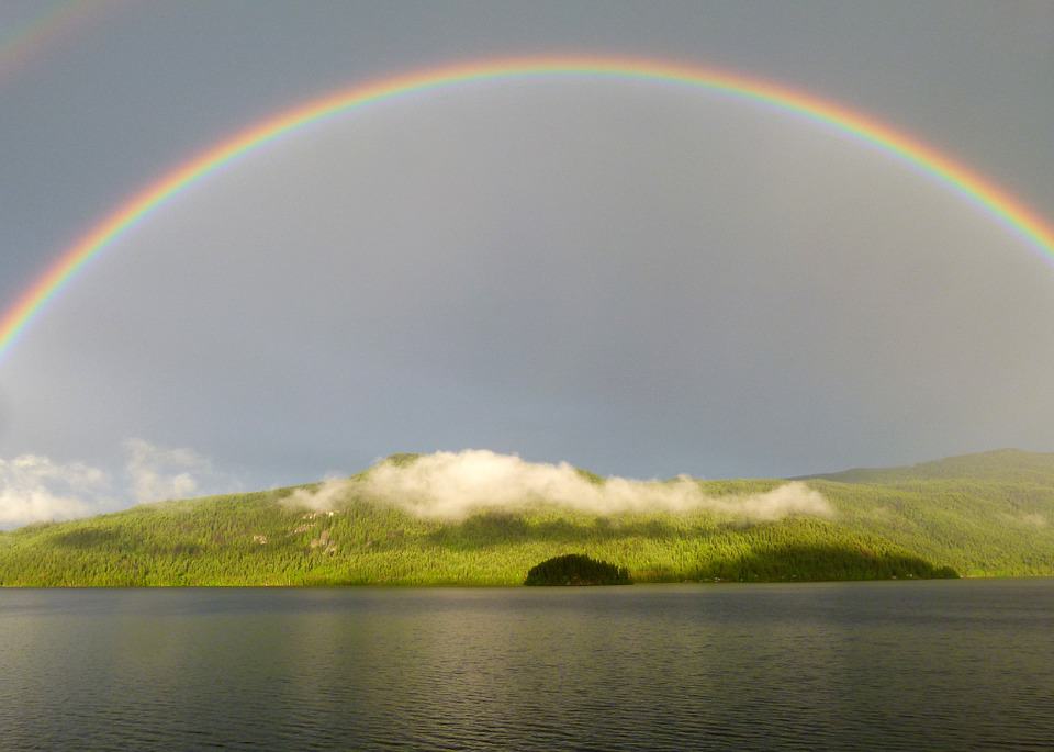 Rainbow Babies @shawsimpleswaps #fertility #ttc A light at the end of a dark tunnel of infertility & loss.