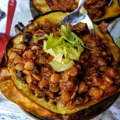 Red Lentil Chili in an Acorn Squash is the perfect plant based power bowl that takes just like fall! Gluten free, vegan too!-@shawsimpleswaps