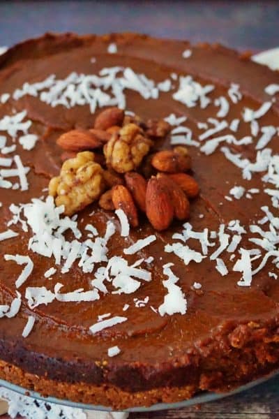 Vegan Pumpkin Pie + 15 Vegan Thanksgiving Recipes that the whole family can enjoy! @shawsimpleswaps