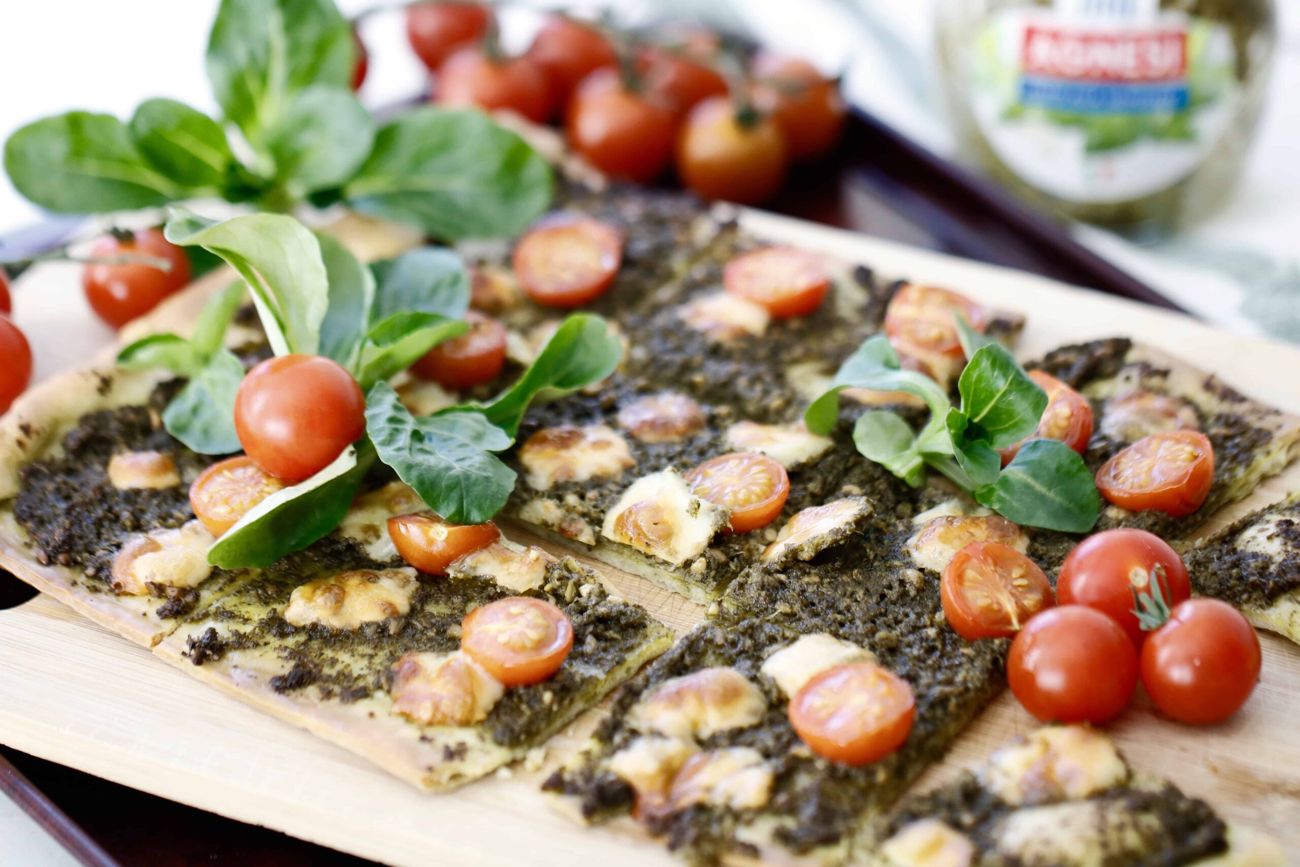 Asiago Pesto Pizza with Broiled Tomatoes - Vegetarian, Gluten Free Option @shawsimpleswaps