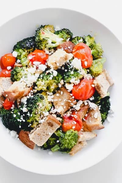 Roasted Broccoli Panzanella Salad + 30 Minute Mediterranean Diet Cookbook Review @shawsimpleswaps. #salad #mediterraneandiet