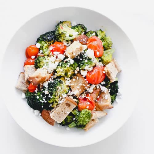 Roasted Broccoli Panzanella Salad + 30 Minute Mediterranean Diet Cookbook Review @shawsimpleswaps. #salad #mediterraneandiet