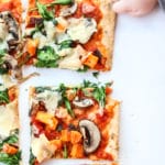 Fridge Friendly Pizzas using California Lavash @shawsimpleswaps #pizza #californialavash