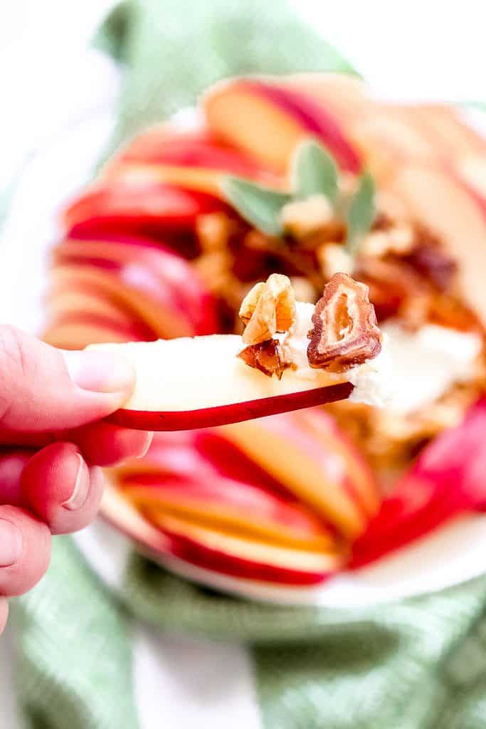 Goat Cheese, Walnut and Date Appetizer with Autumn Glory Apples - Shaw's Simple Swaps A simple 5 minute snack that comes together in no time! @shawsimpleswaps #glutenfree #simplesnacks #shawkitchen #healthyeats